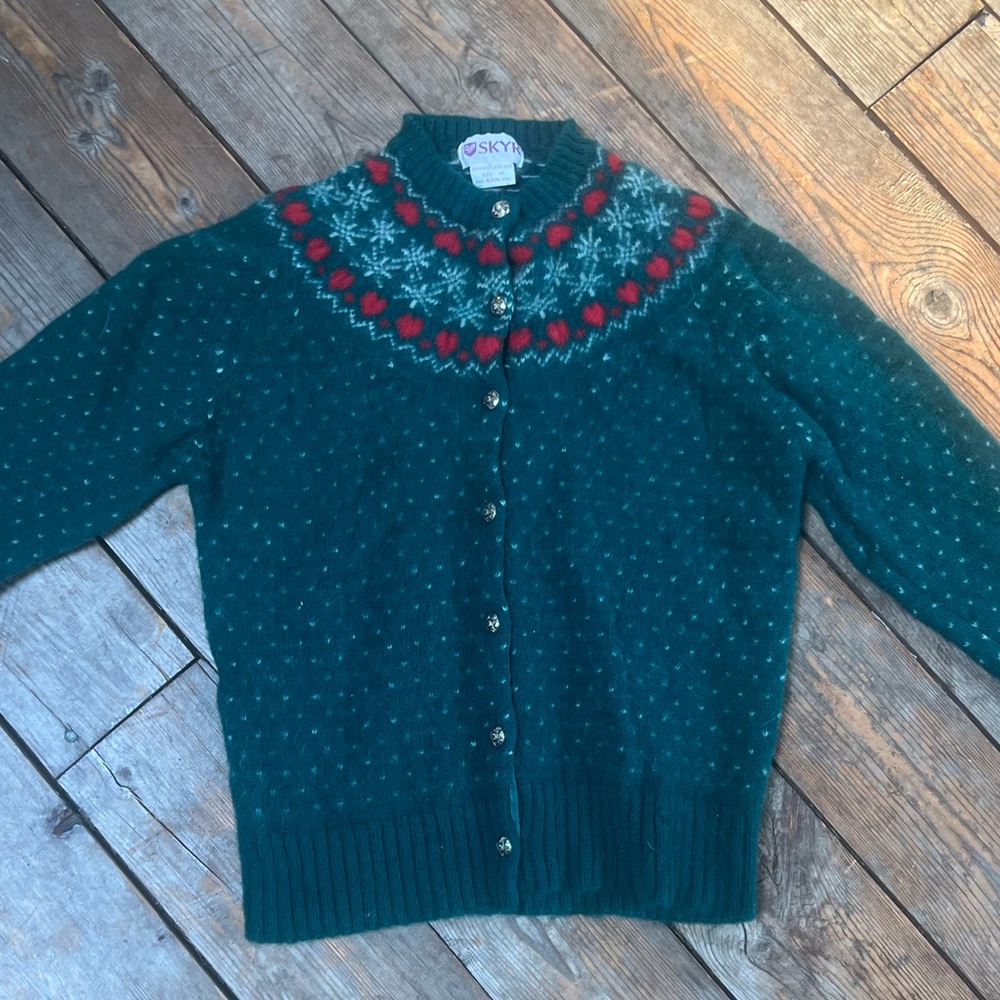 SKYR Vintage 100% Shetland Wool Christmas Sweater